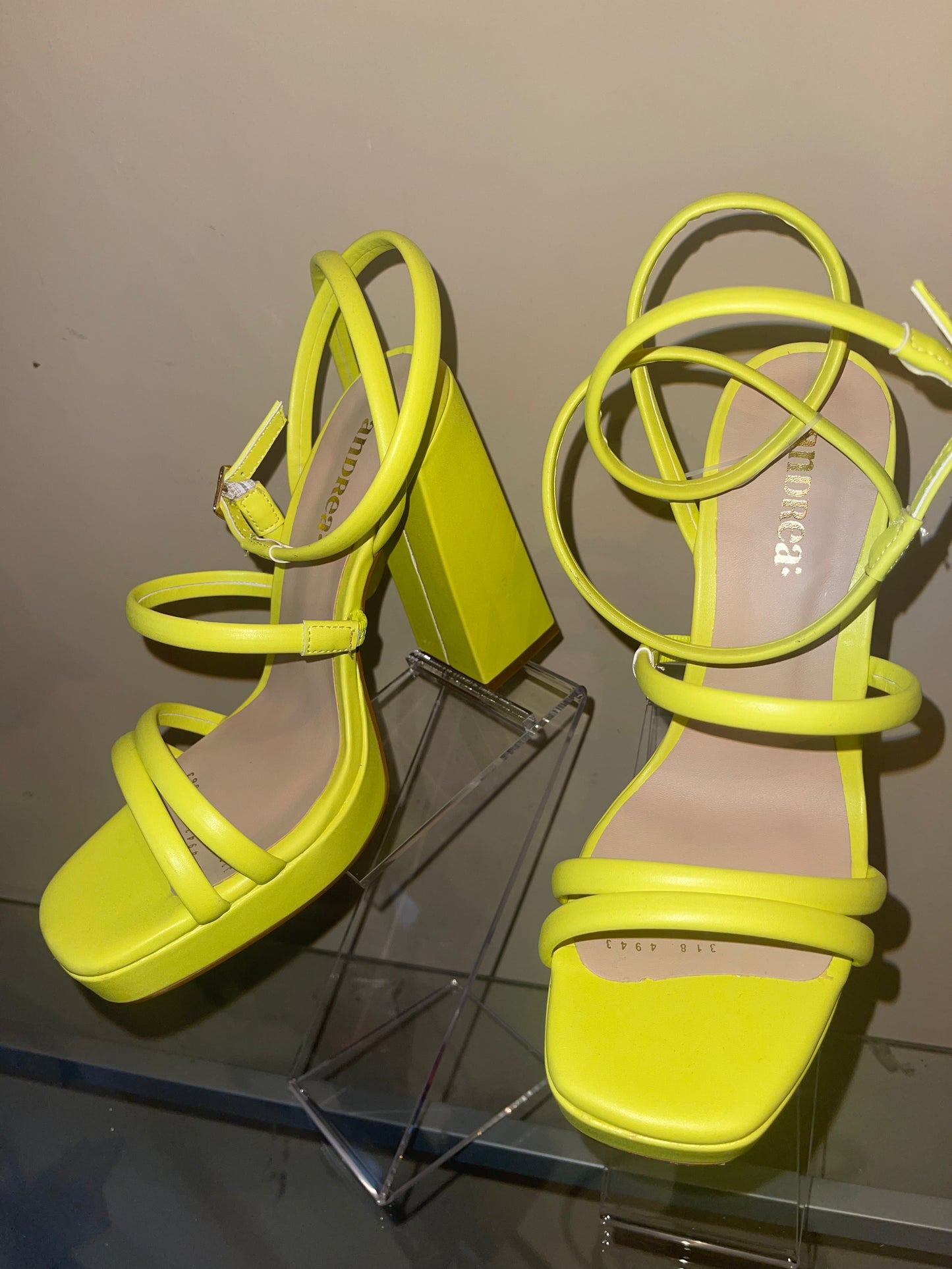 Zapatilla para dama